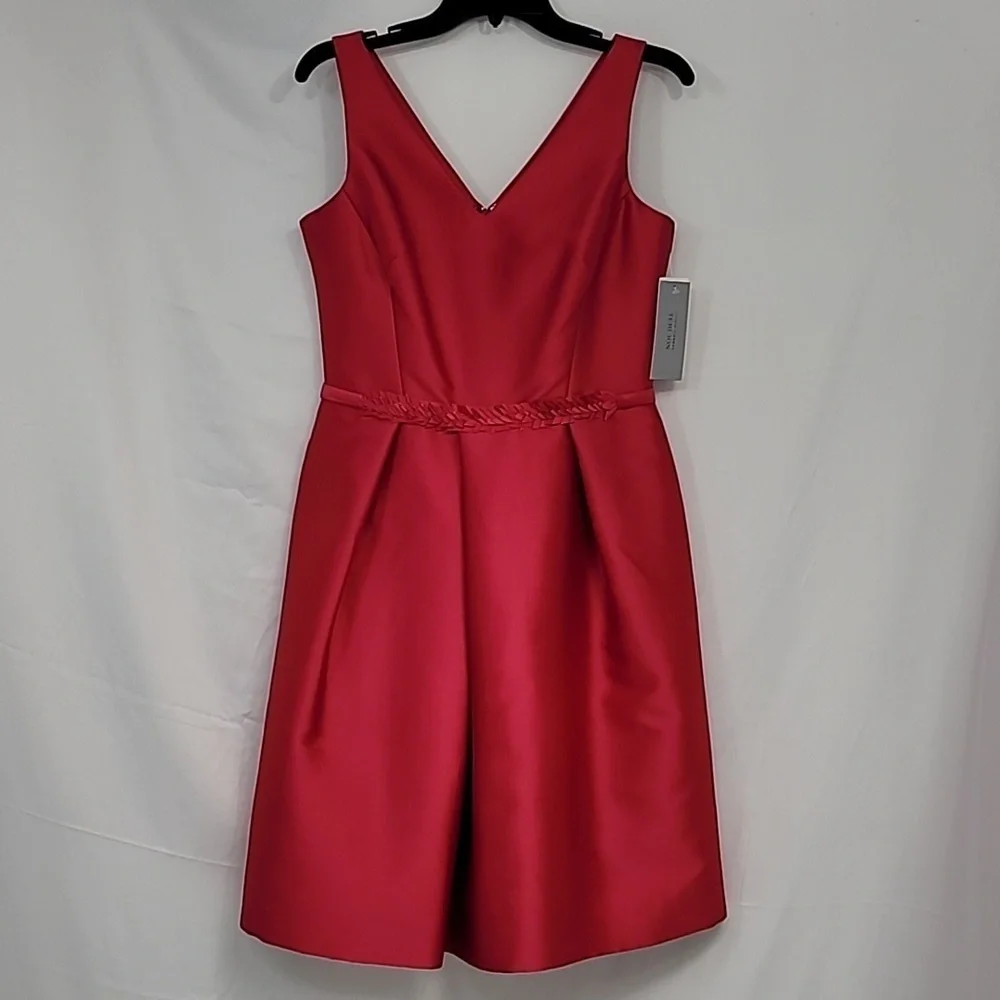 Teri Jon Fuschia Sleeveless V Neck Dress